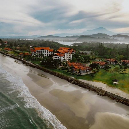 Borneo Beach Villas Kota Kinabalu Exterior foto