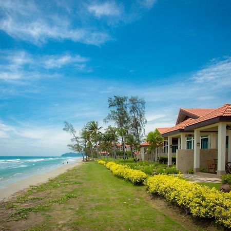 Borneo Beach Villas Kota Kinabalu Exterior foto