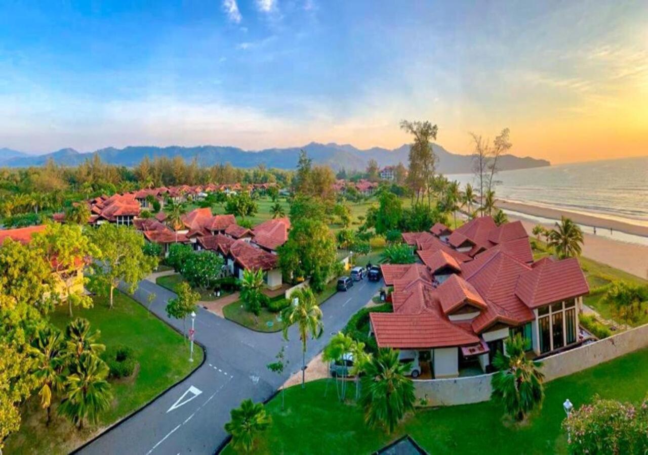 Borneo Beach Villas Kota Kinabalu Exterior foto